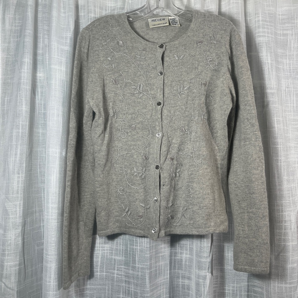 Grey Cardigan Sweater 🩶 by Preview Size Large